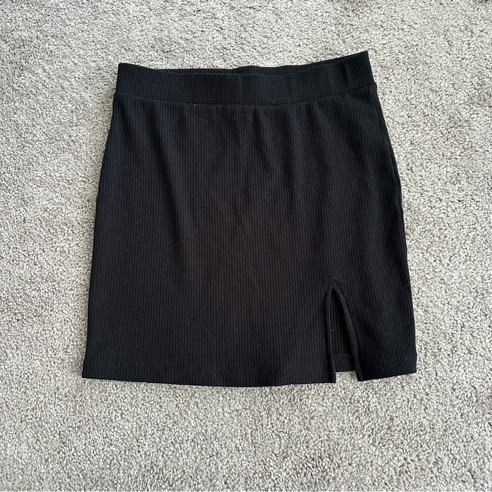 Forever 21 Black Mini Skirt